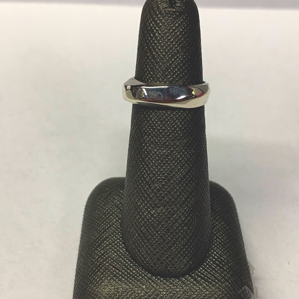 Tiffany & Co. Twist band dome ring 1999